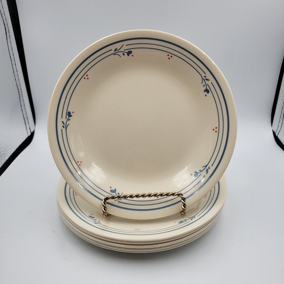 Corelle Country Violet 6 3/4" Bread and Butter Salad Dessert Plates - set of 6 - Picture 1 of 3